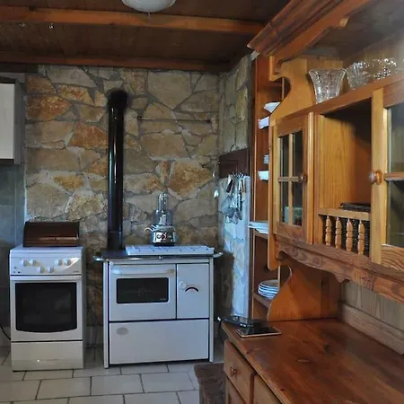 Apartman Kristofic Apartment *